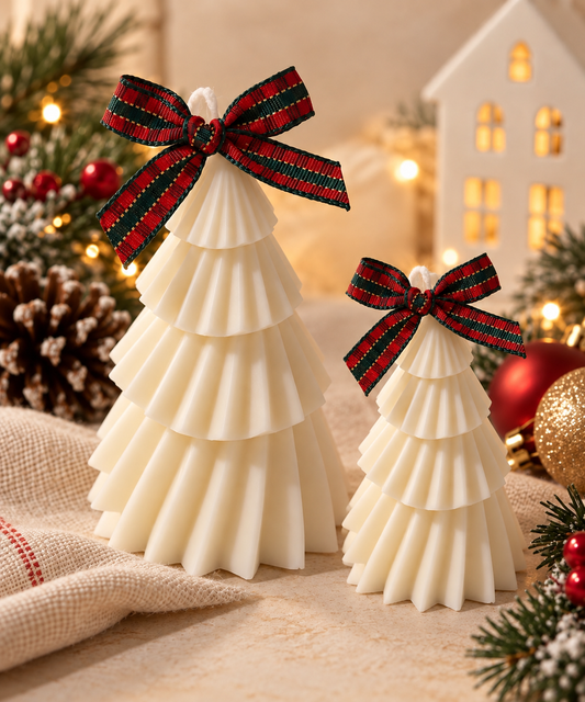 Plaid Bow Tree Candles – Set of 2